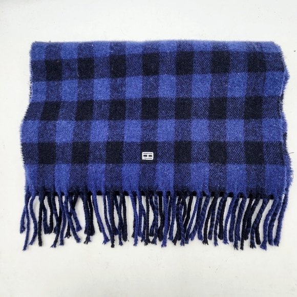 Tommy Hilfiger Unisex Shire Buffalo Check Wool Blend Navy And Black Long Scarf - Picture 3 of 7